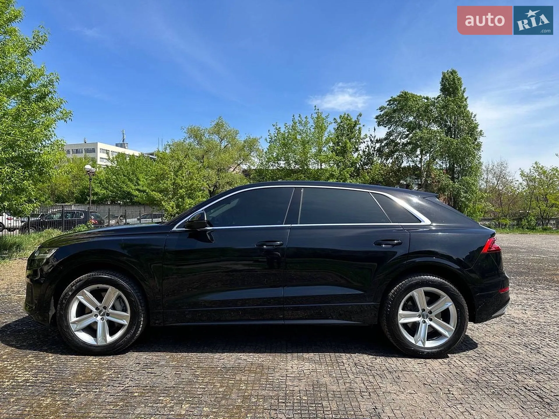 2019 Audi Q8 - мініатюра 4