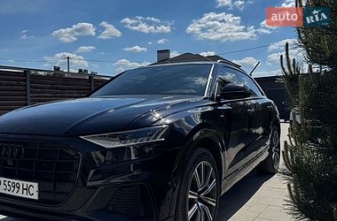 Позашляховик / Кросовер Audi Q8 2020 в Новомосковську