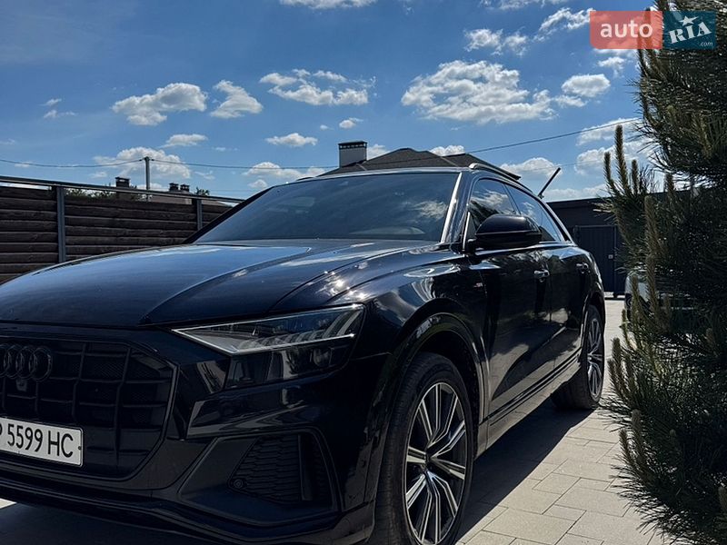 2020 Audi Q8, VIN WAUZZZF15MD019186:plate — фото 1 (autoria)