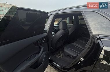Позашляховик / Кросовер Audi Q8 2022 в Запоріжжі