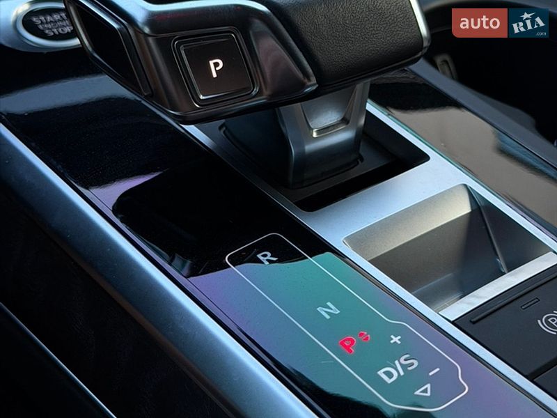 Внедорожник / Кроссовер Audi Q8 2023 в Коломые