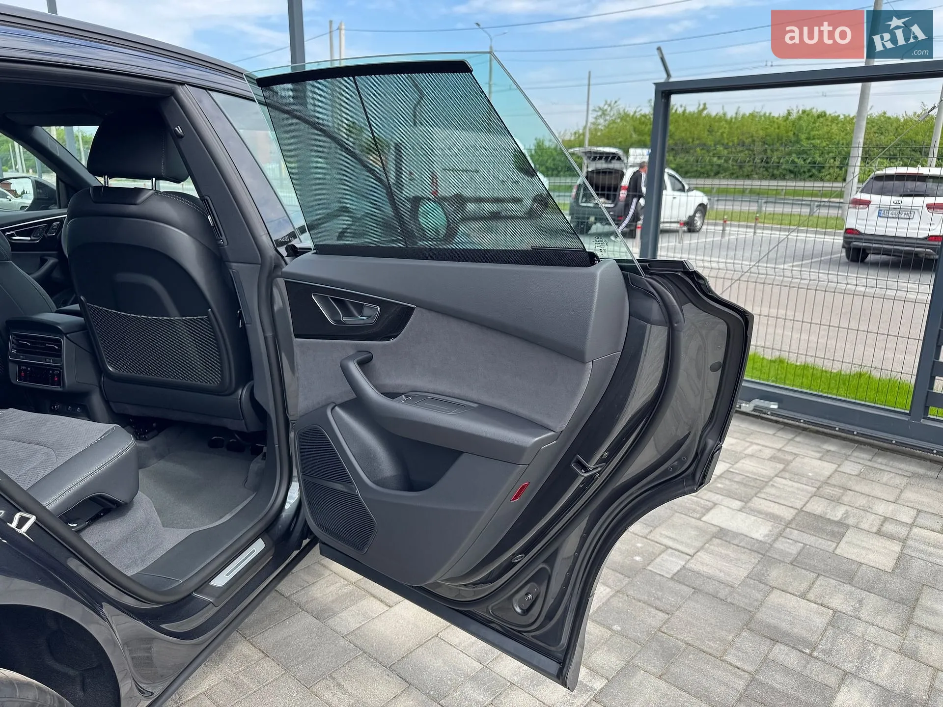 2026 Audi Q8 - мініатюра 33