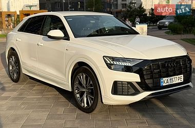 Позашляховик / Кросовер Audi Q8 2023 в Києві