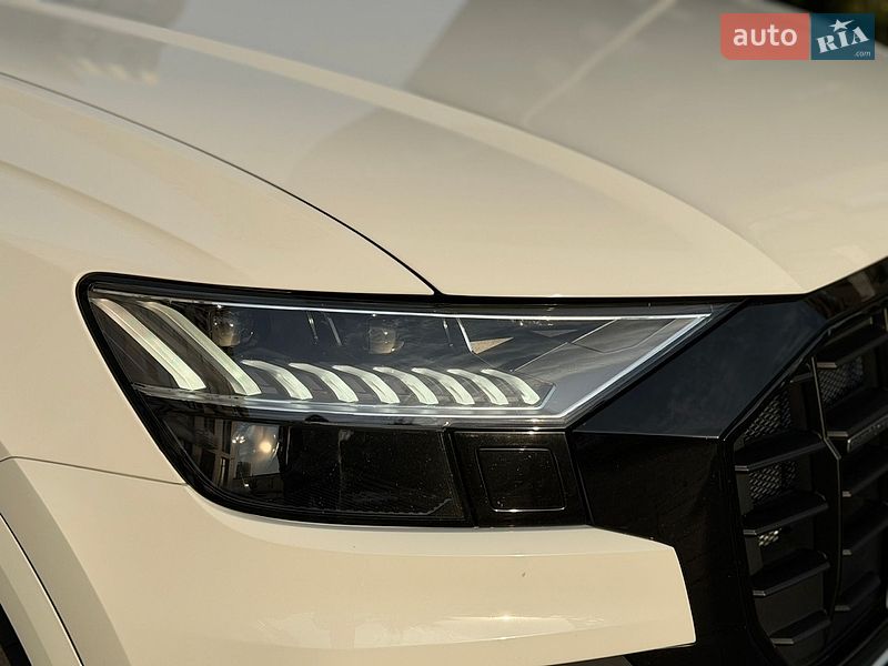 Позашляховик / Кросовер Audi Q8 2023 в Києві