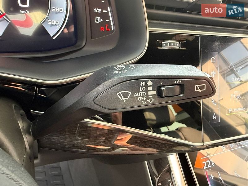 Позашляховик / Кросовер Audi Q8 2023 в Києві
