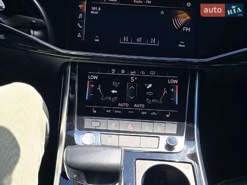 Внедорожник / Кроссовер Audi Q8 2018 в Киеве фото 13 Внедорожник / Кроссовер Audi Q8 2018 в Киеве