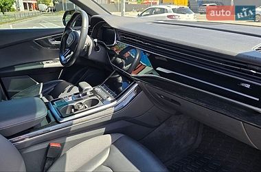 Внедорожник / Кроссовер Audi Q8 2018 в Киеве фото 30 Внедорожник / Кроссовер Audi Q8 2018 в Киеве