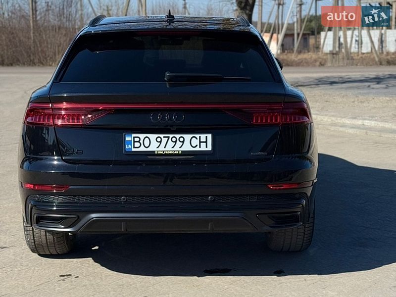 Позашляховик / Кросовер Audi Q8 2019 в Почаєві