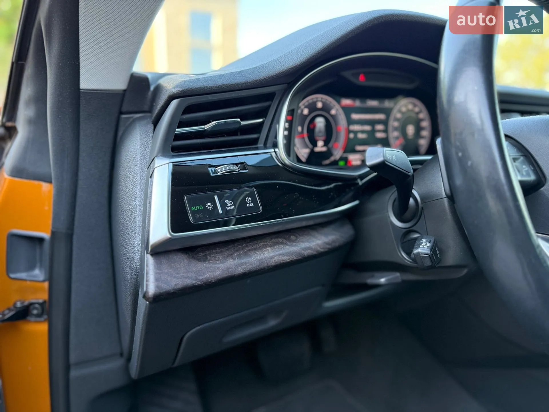 2020 Audi Q8 - мініатюра 17