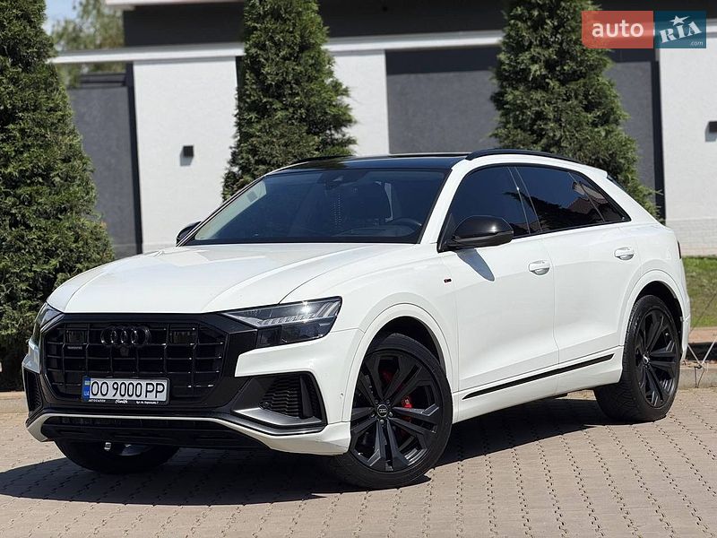 Позашляховик / Кросовер Audi Q8 2018 в Одесі