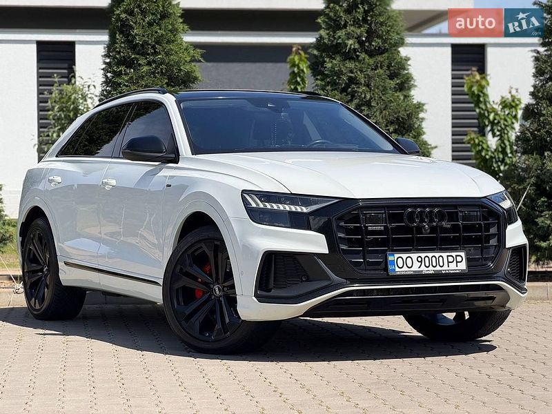 Позашляховик / Кросовер Audi Q8 2018 в Одесі