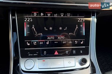 Позашляховик / Кросовер Audi Q8 2018 в Одесі