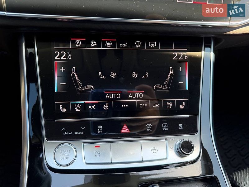 Позашляховик / Кросовер Audi Q8 2018 в Одесі