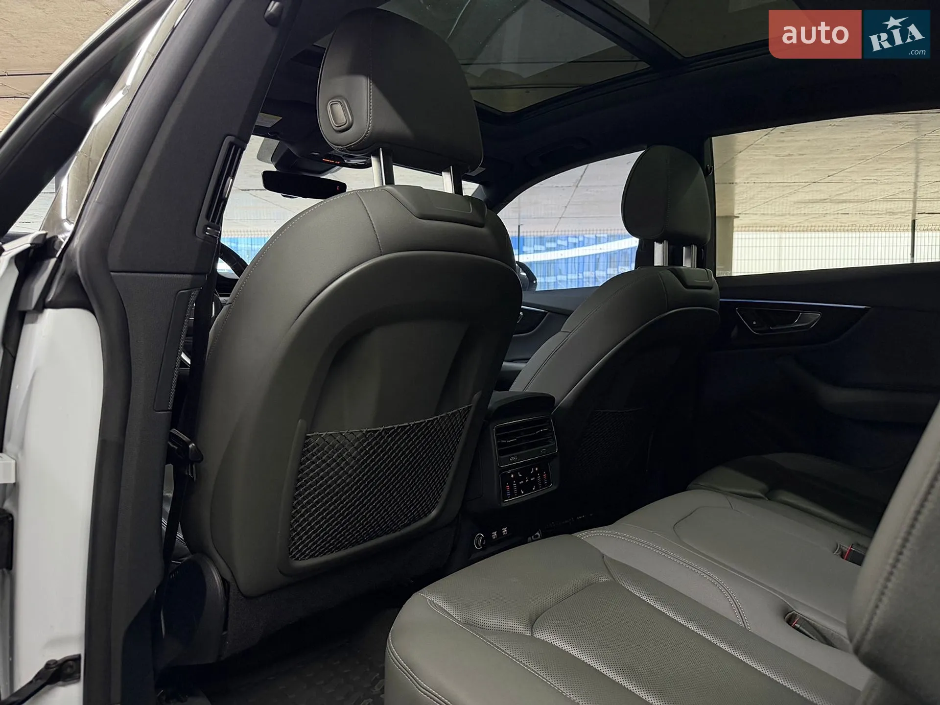 2019 Audi Q8 - мініатюра 23