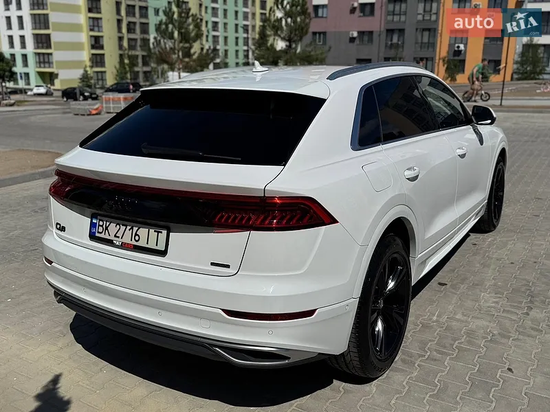 Audi Q8 2018 VIN WA1BVAF18KD009390 фото оголошення 10 з 72
