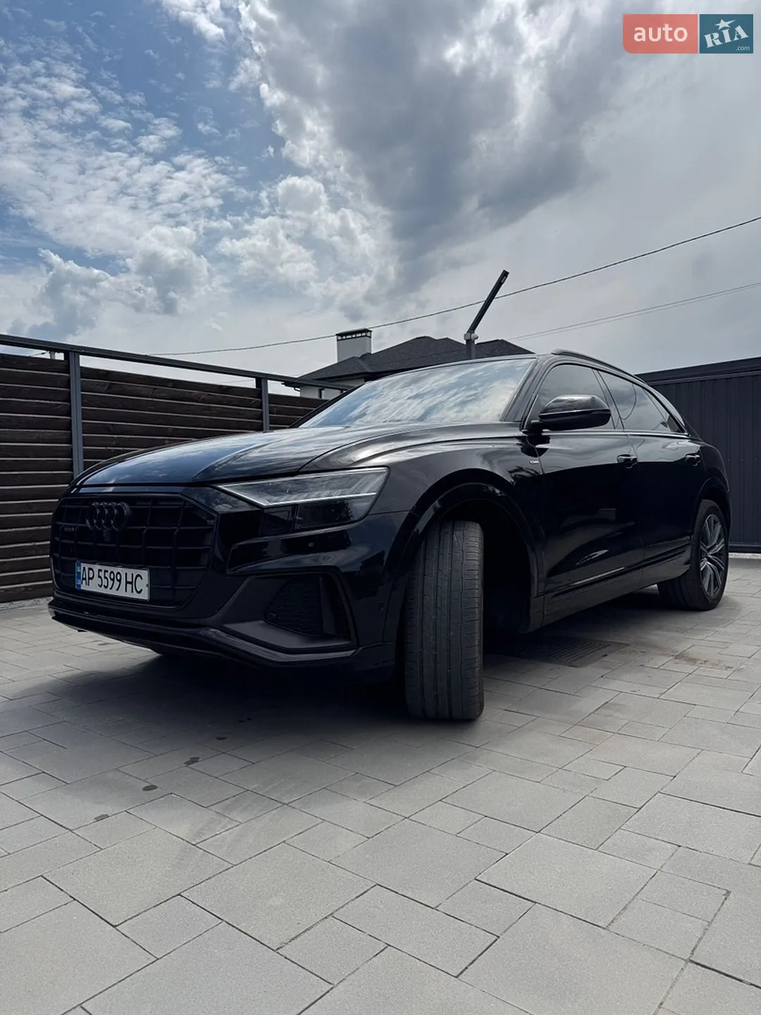 2020 Audi Q8 - мініатюра 3