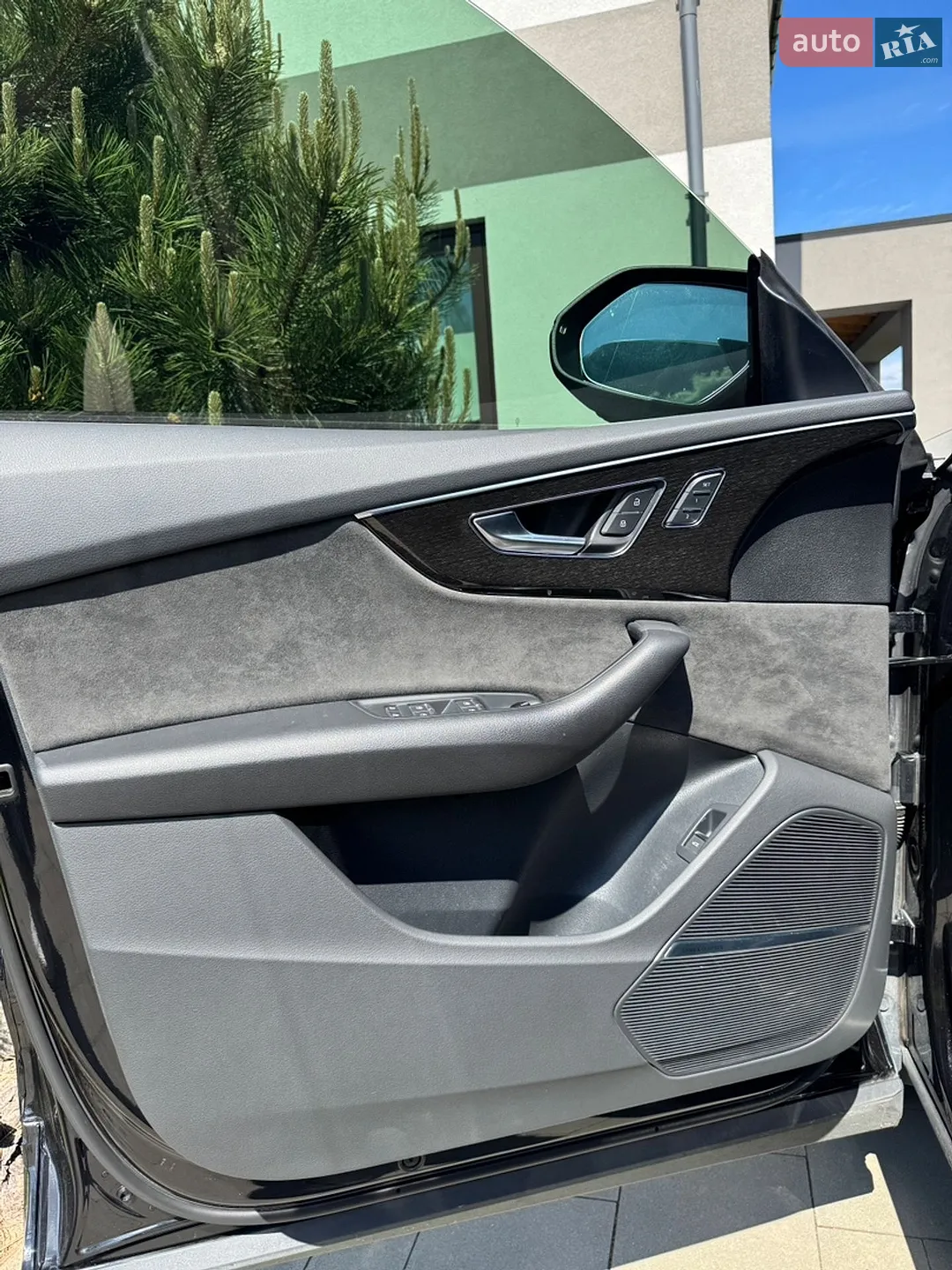 2020 Audi Q8 - мініатюра 25