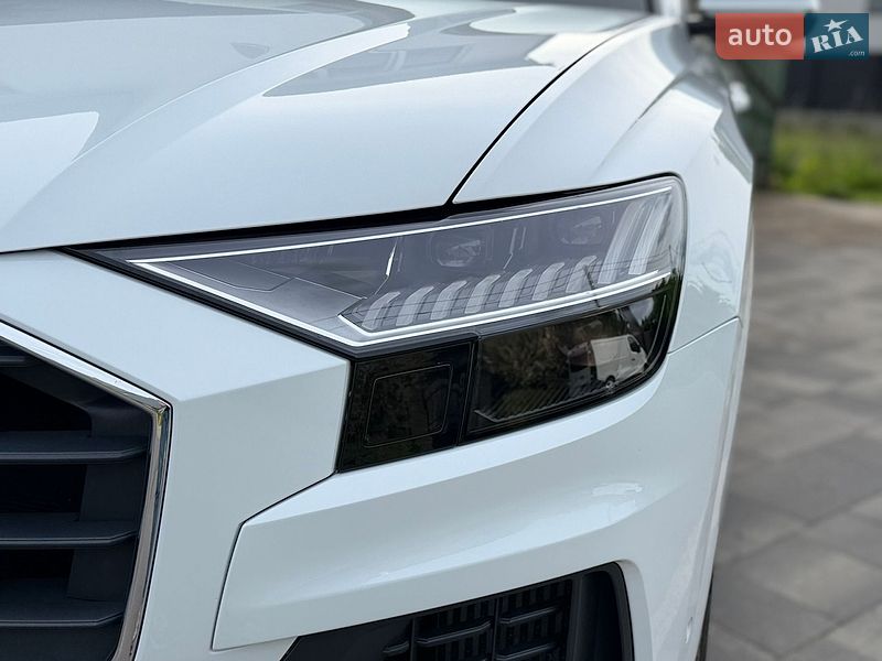Позашляховик / Кросовер Audi Q8 2019 в Києві