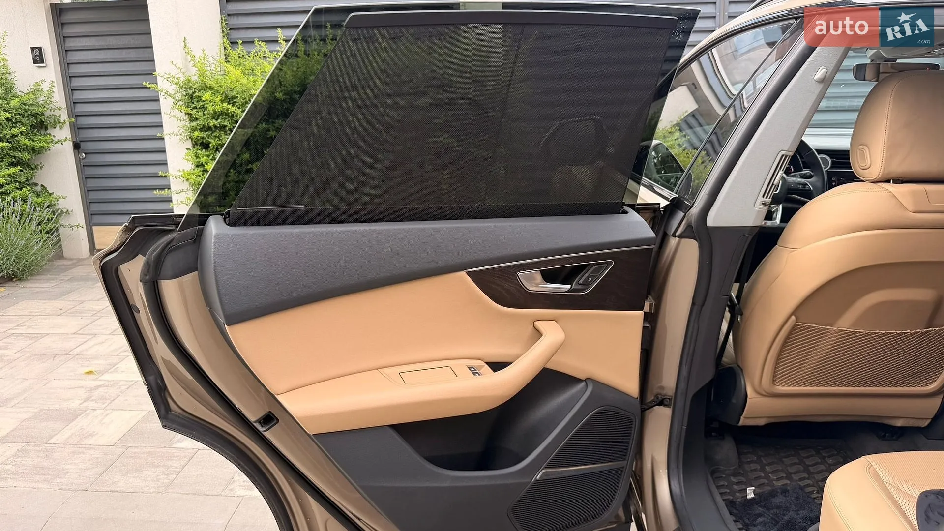 2019 Audi Q8 - мініатюра 18