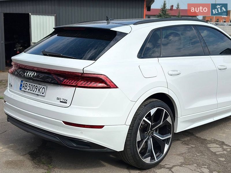 Внедорожник / Кроссовер Audi Q8 2020 в Виннице