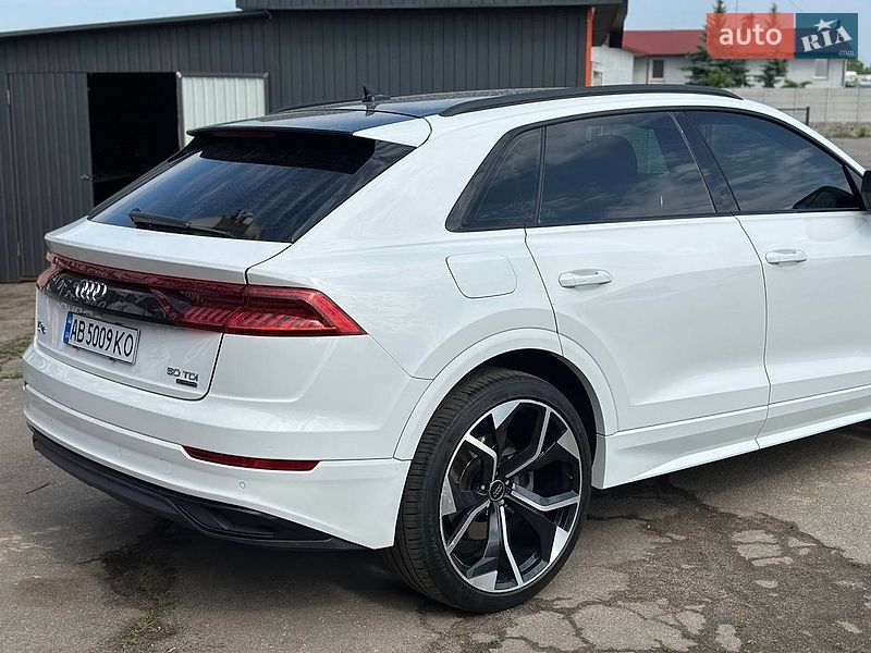 Внедорожник / Кроссовер Audi Q8 2020 в Виннице