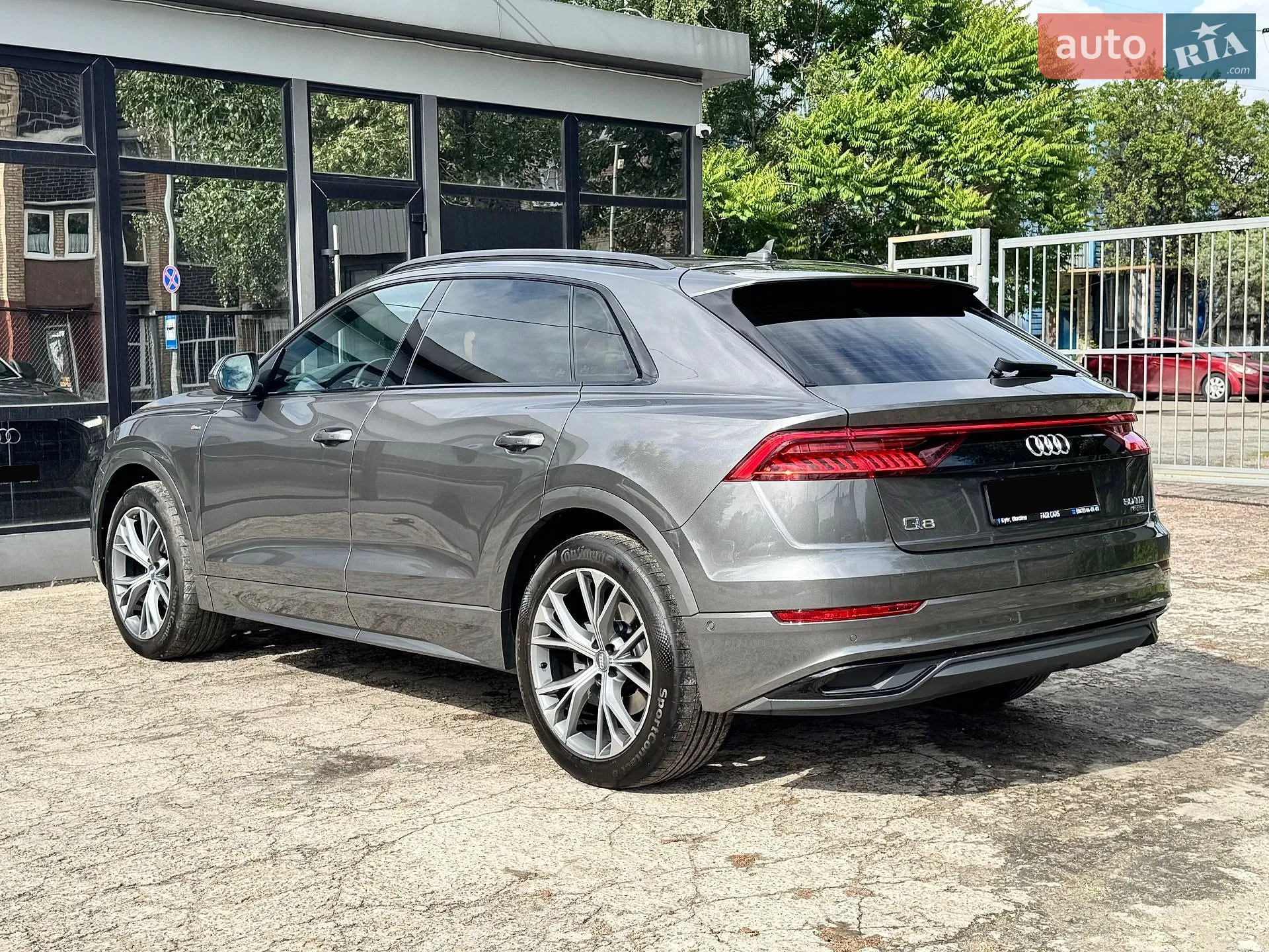 2019 Audi Q8 - мініатюра 9