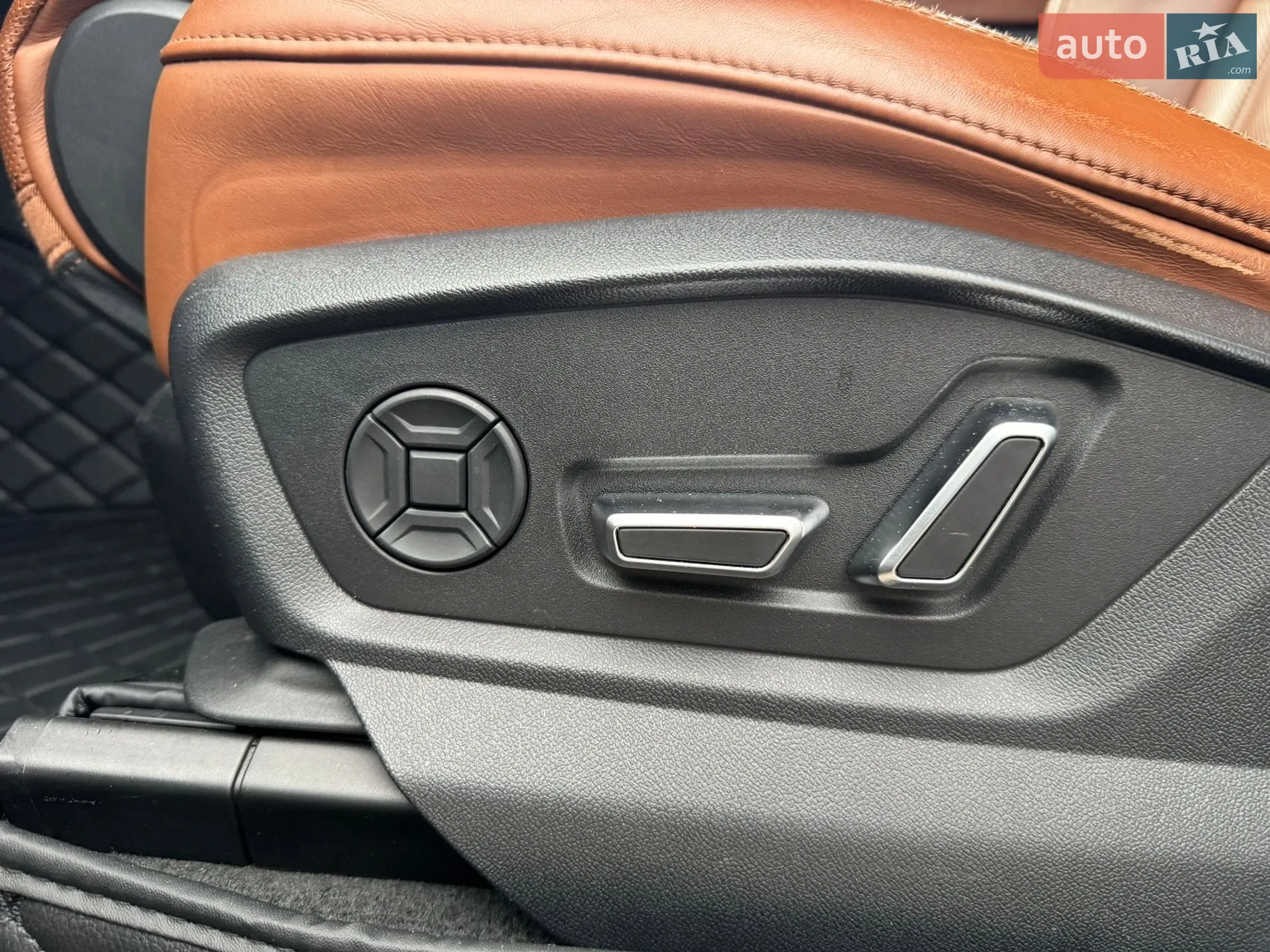 2018 Audi Q8 - мініатюра 15