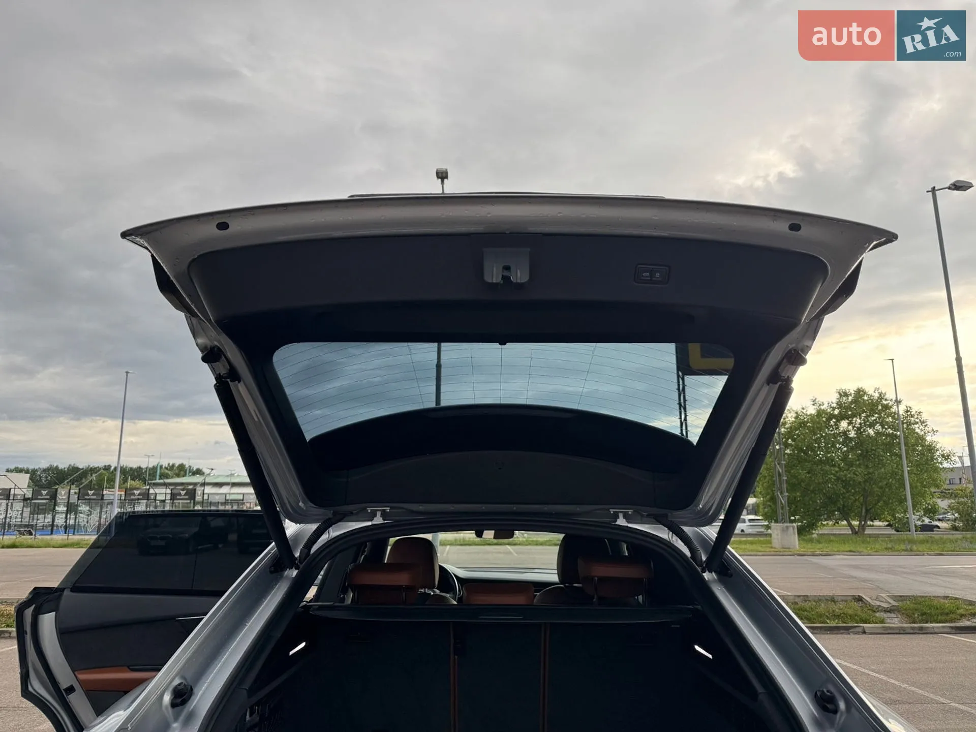 2018 Audi Q8 - мініатюра 24
