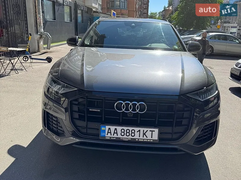 Audi Q8 2020