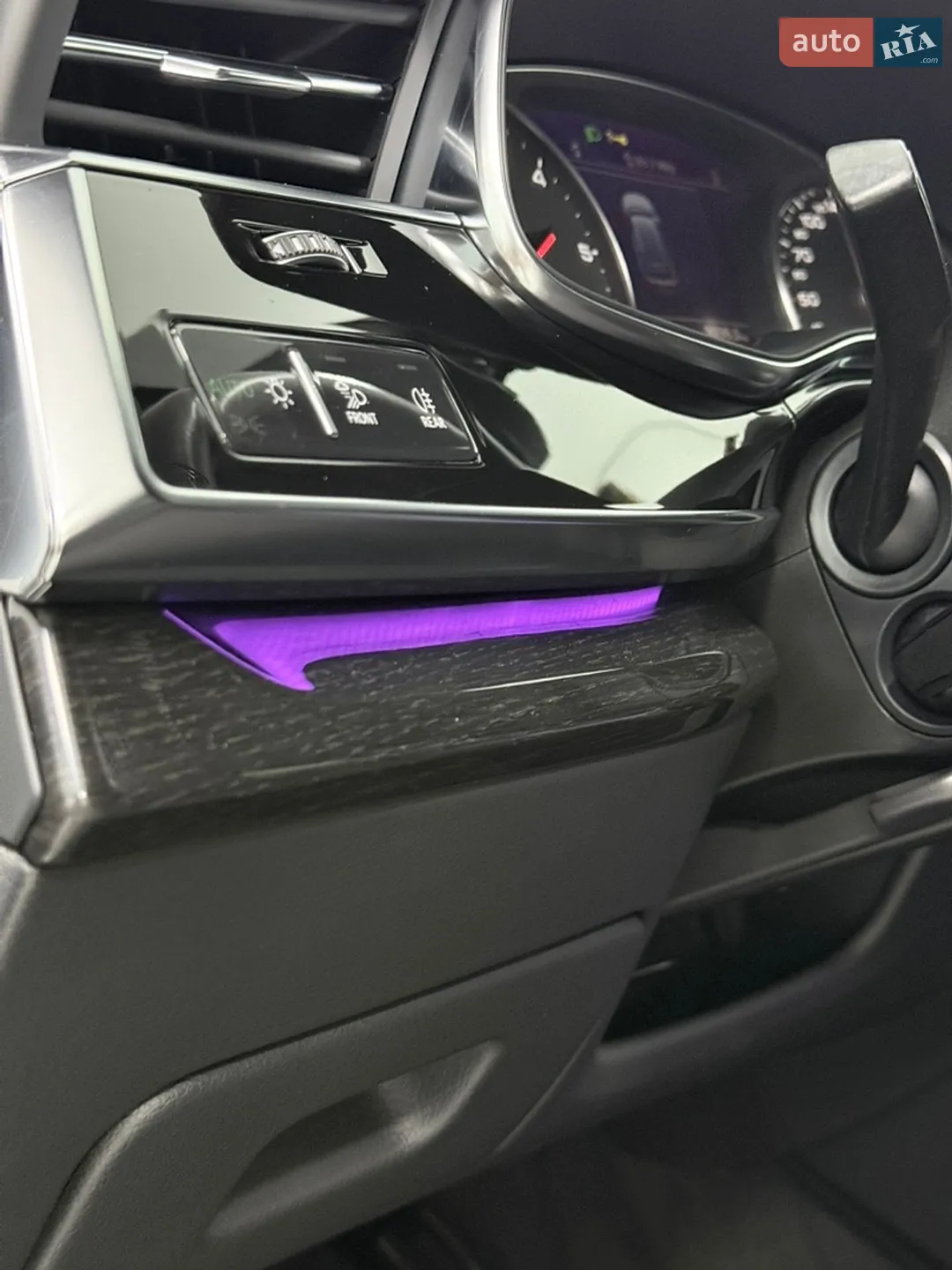 2019 Audi Q8 - мініатюра 17