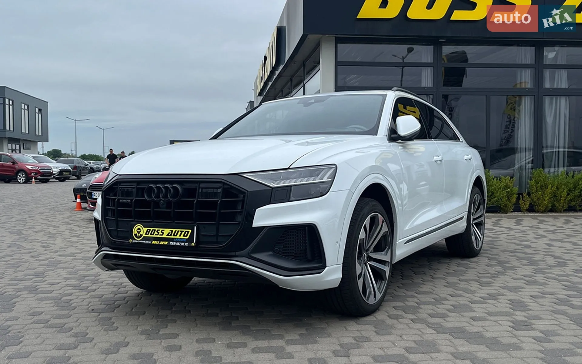 2019 Audi Q8 - мініатюра 3