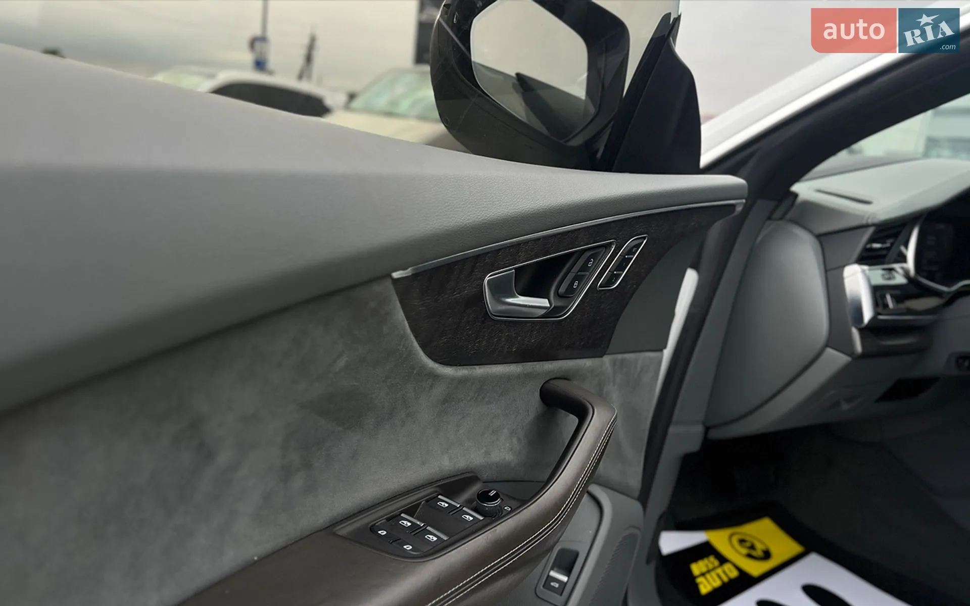 2019 Audi Q8 - мініатюра 10