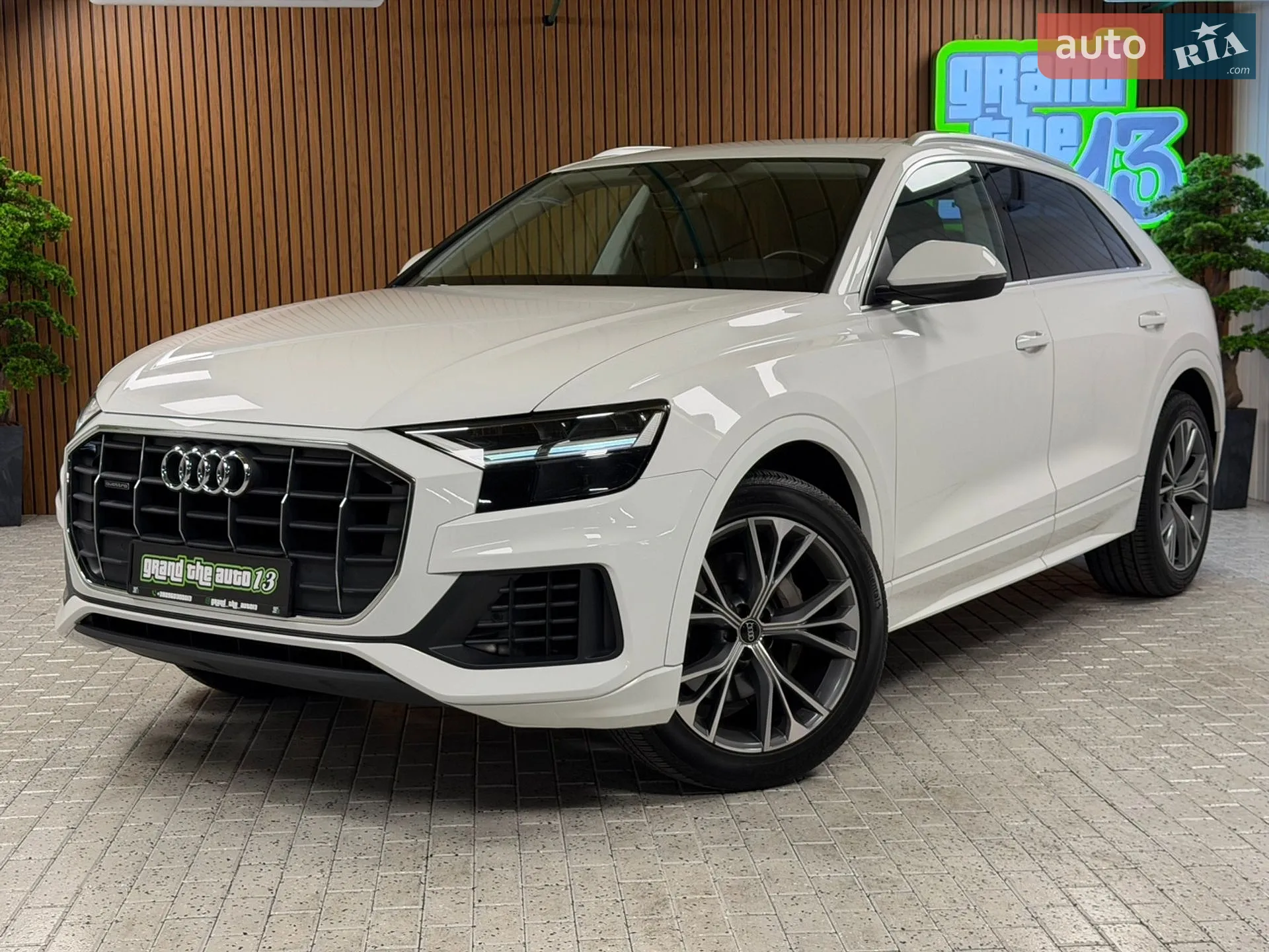 2020 Audi Q8 - мініатюра 4