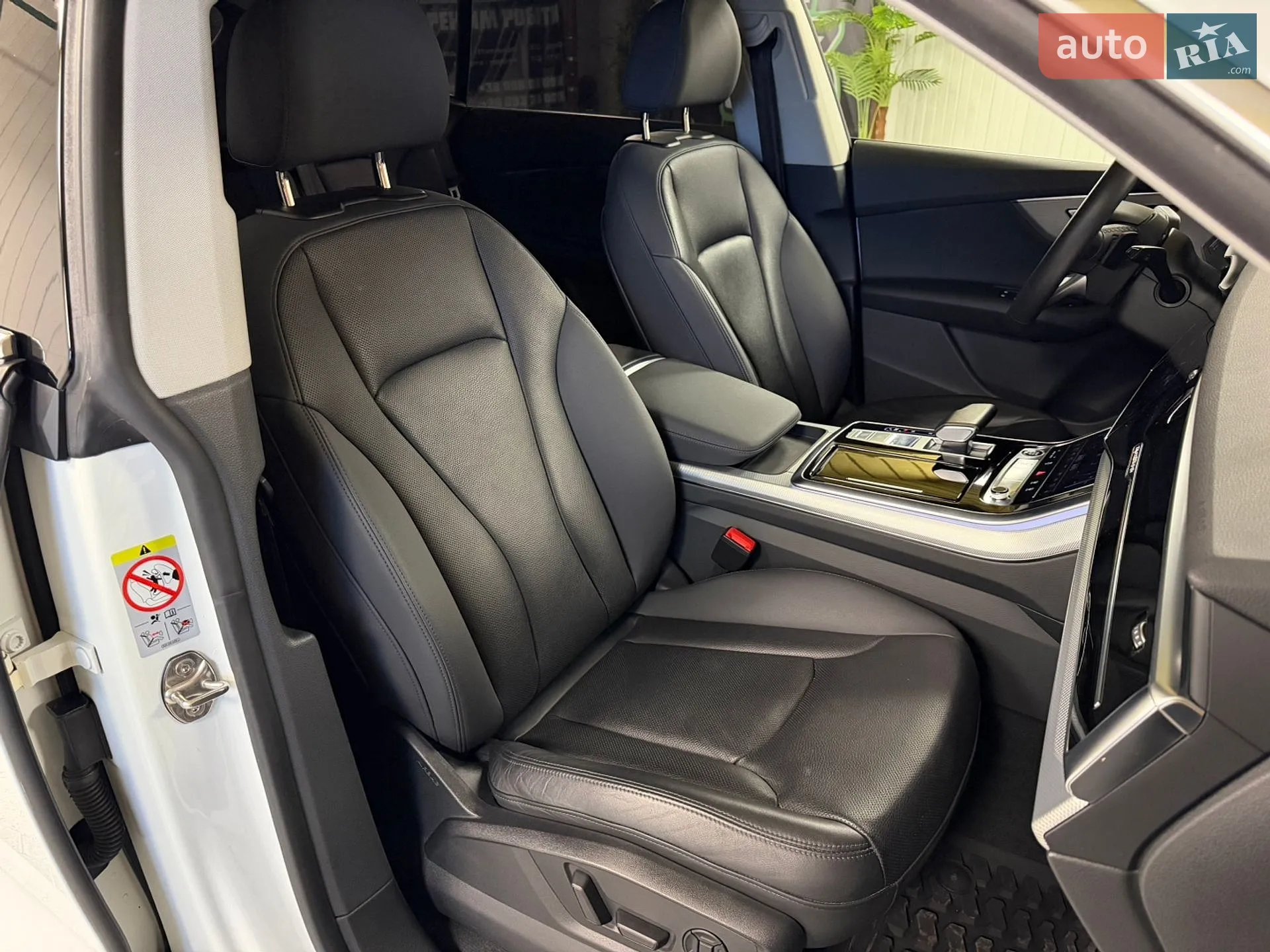 2020 Audi Q8 - мініатюра 18