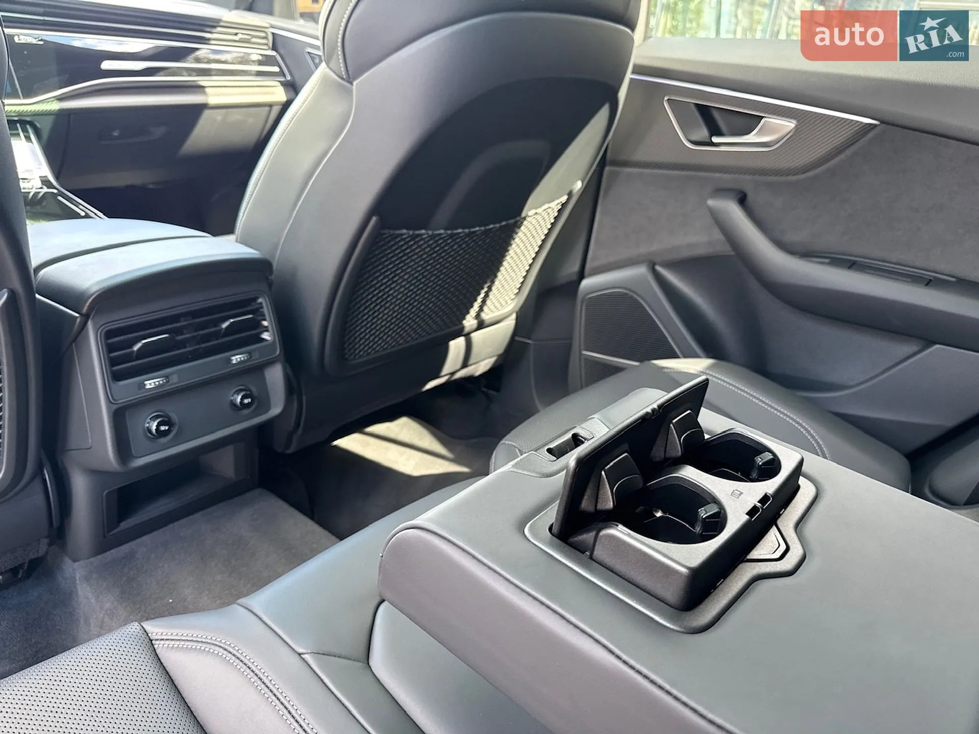 2025 Audi Q8 - мініатюра 78