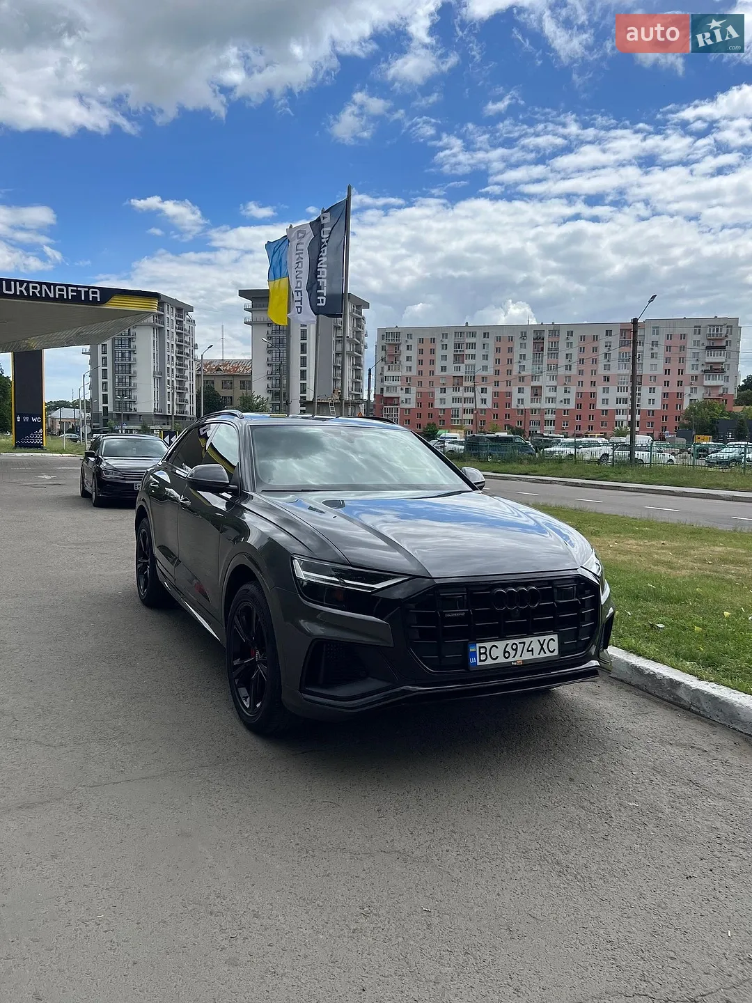 2019 Audi Q8 - фото 1