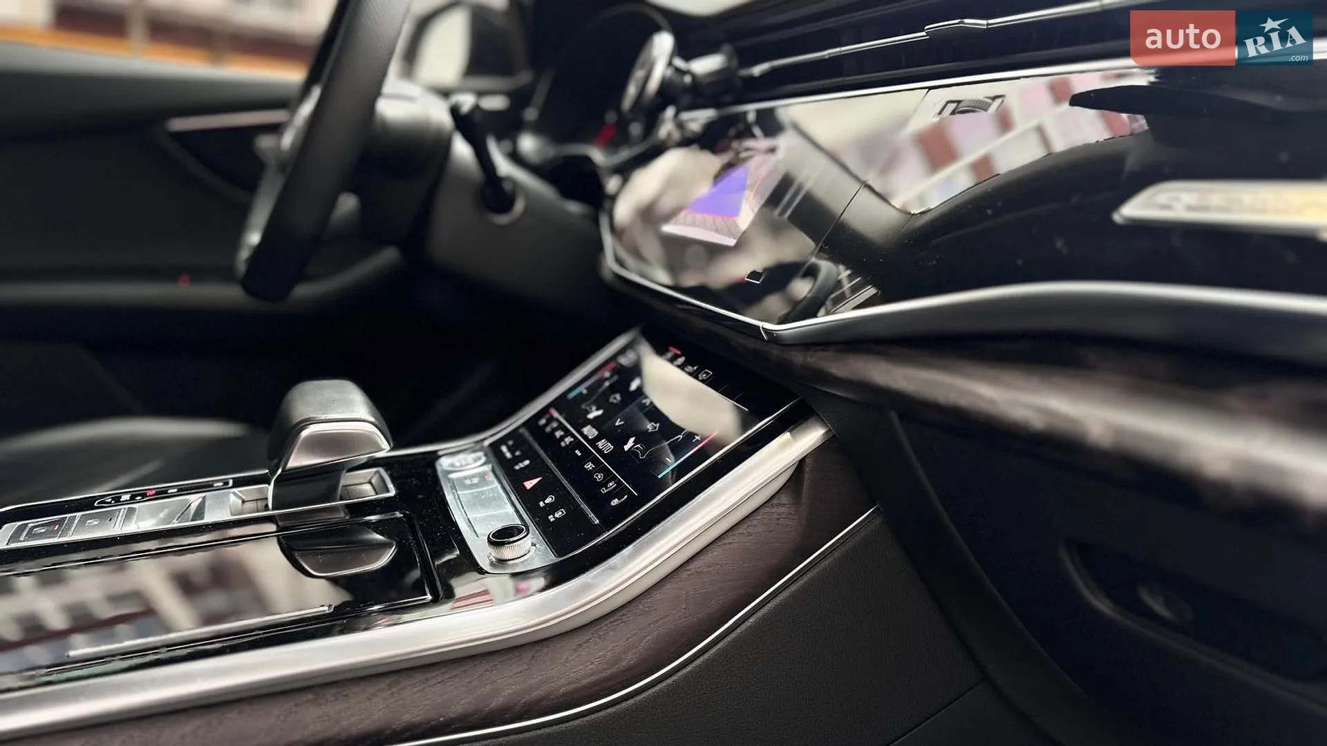2018 Audi Q8 - мініатюра 15