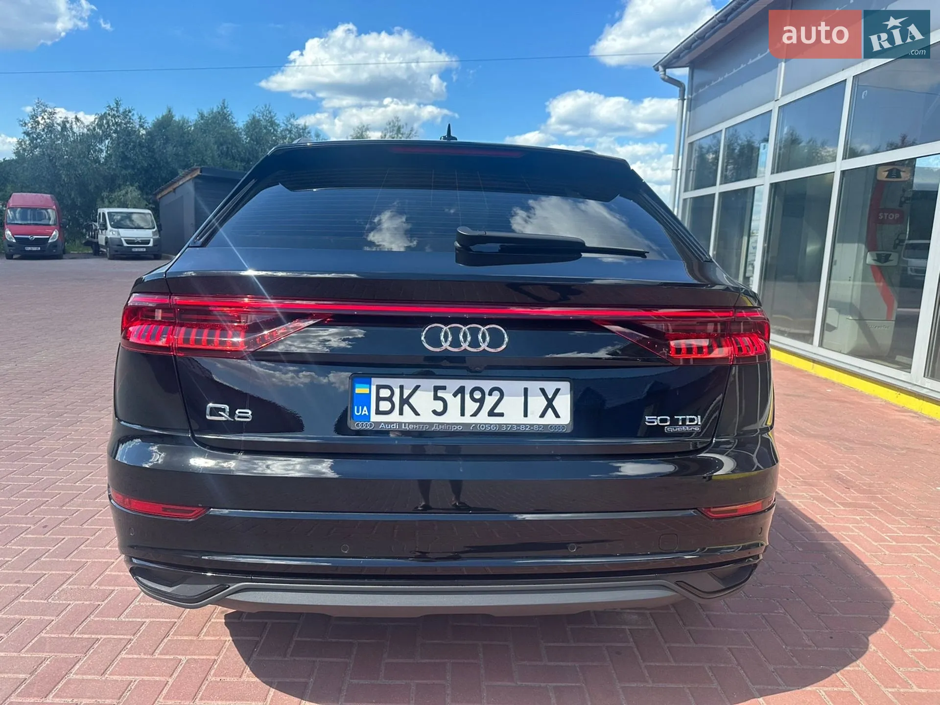 Audi Q8 2021 VIN WAUZZZF11MD025227 фото оголошення 15 з 20
