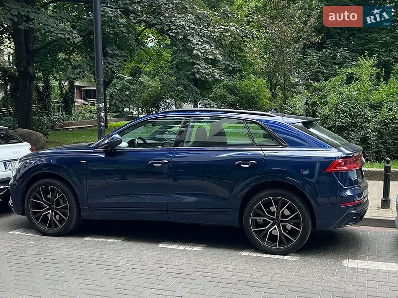 Audi Q8 2019 VIN WAUZZZF17LD003392 фото оголошення 3 з 46