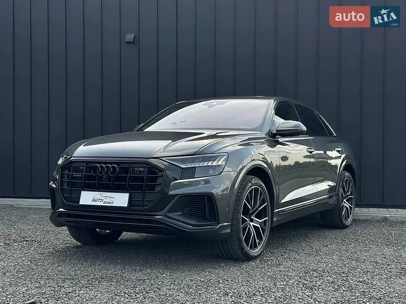 Audi Q8