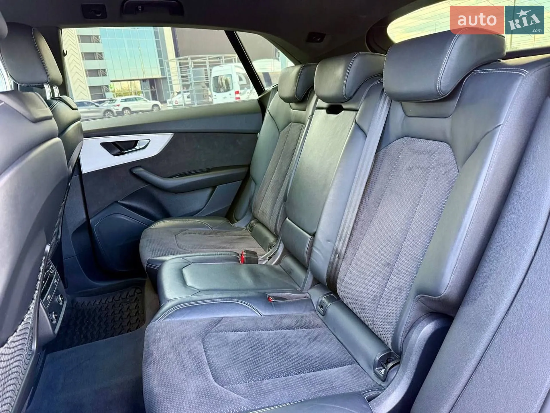 2019 Audi Q8 - мініатюра 38