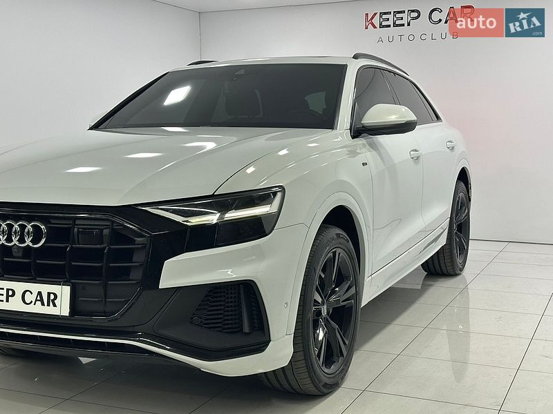 Внедорожник / Кроссовер Audi Q8 2018 в Одессе