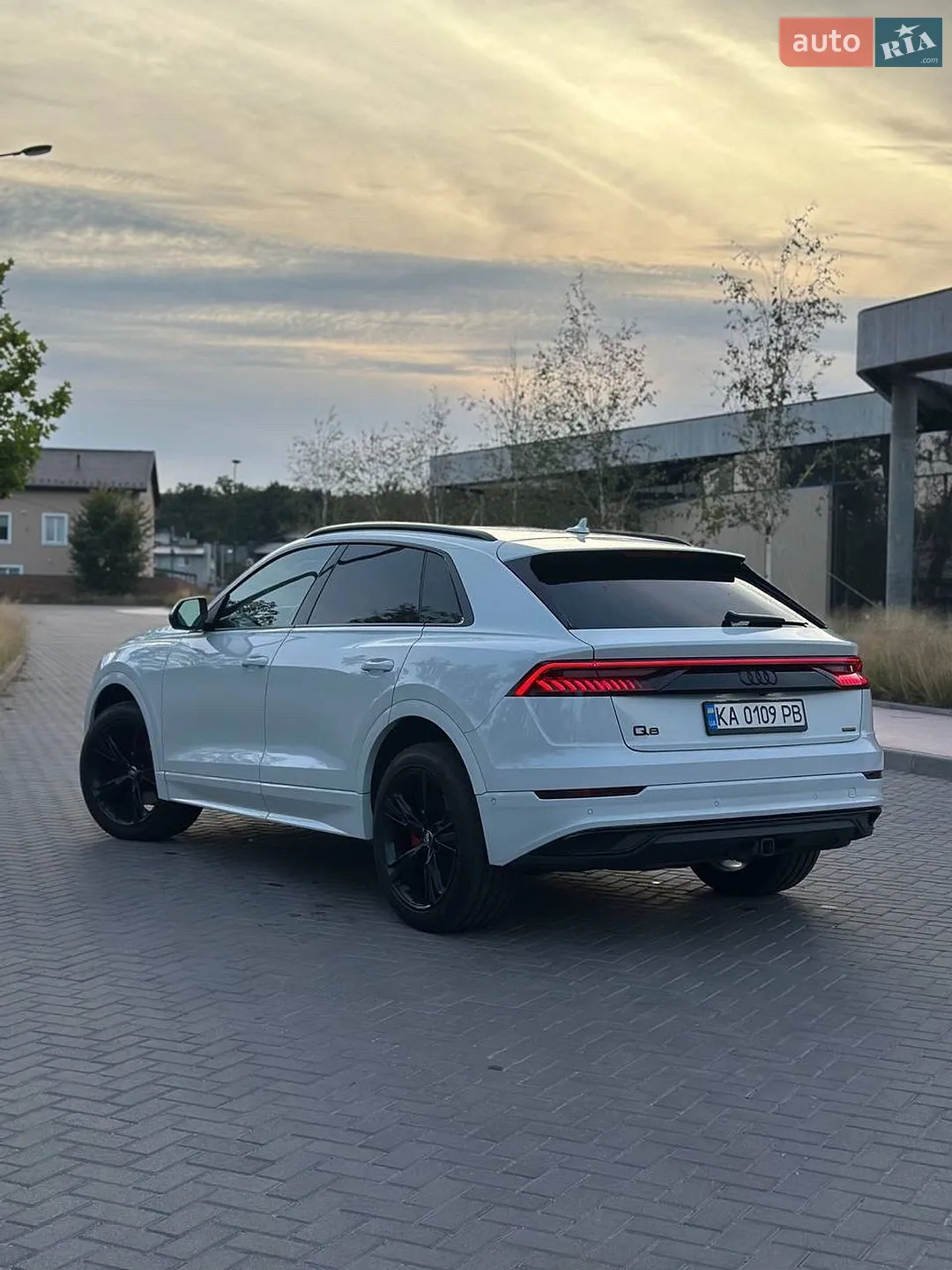 2019 Audi Q8 - мініатюра 4