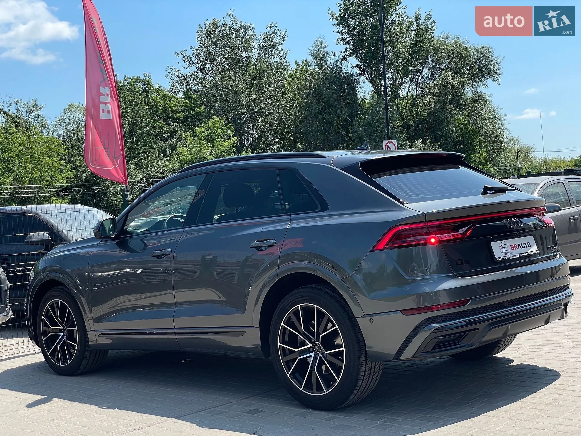 2020 Audi Q8 - мініатюра 18