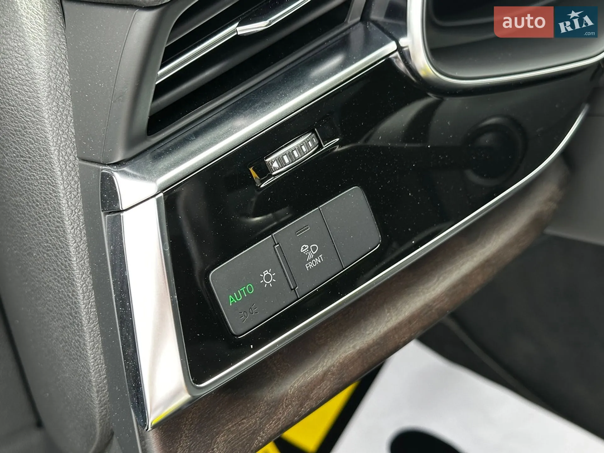 2019 Audi Q8 - мініатюра 10
