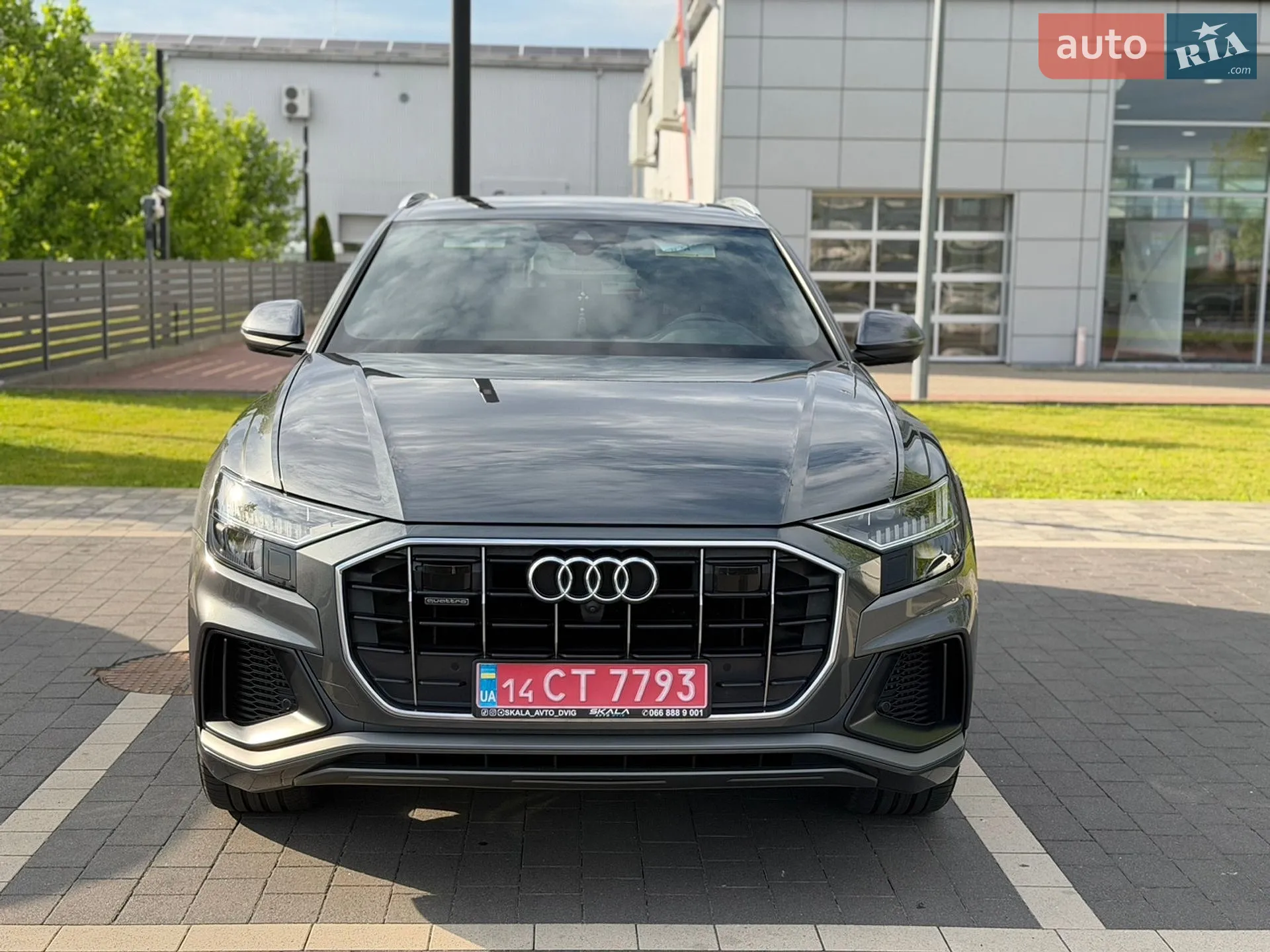 2020 Audi Q8 - мініатюра 2