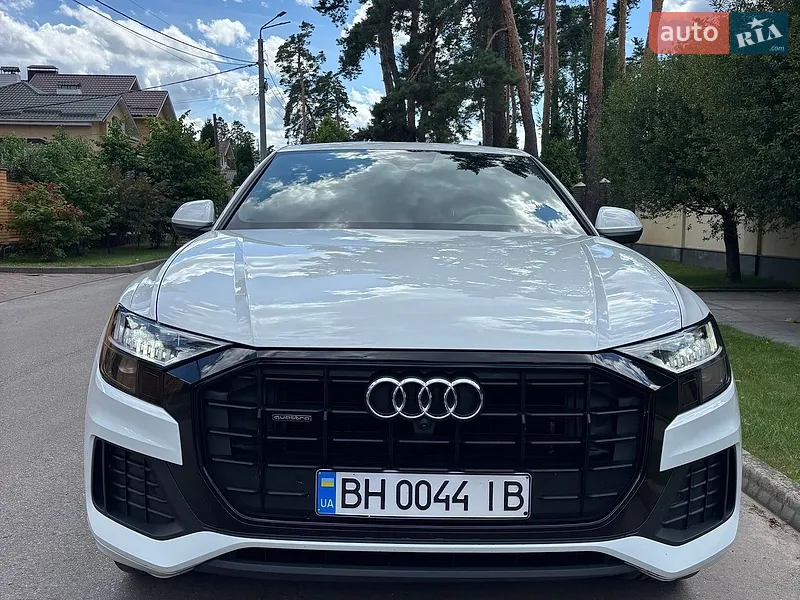 Audi Q8