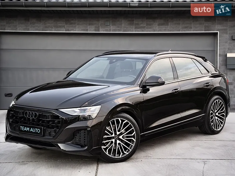 Audi Q8