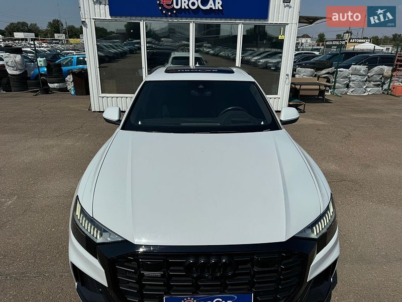 Позашляховик / Кросовер Audi Q8 2019 в Києві