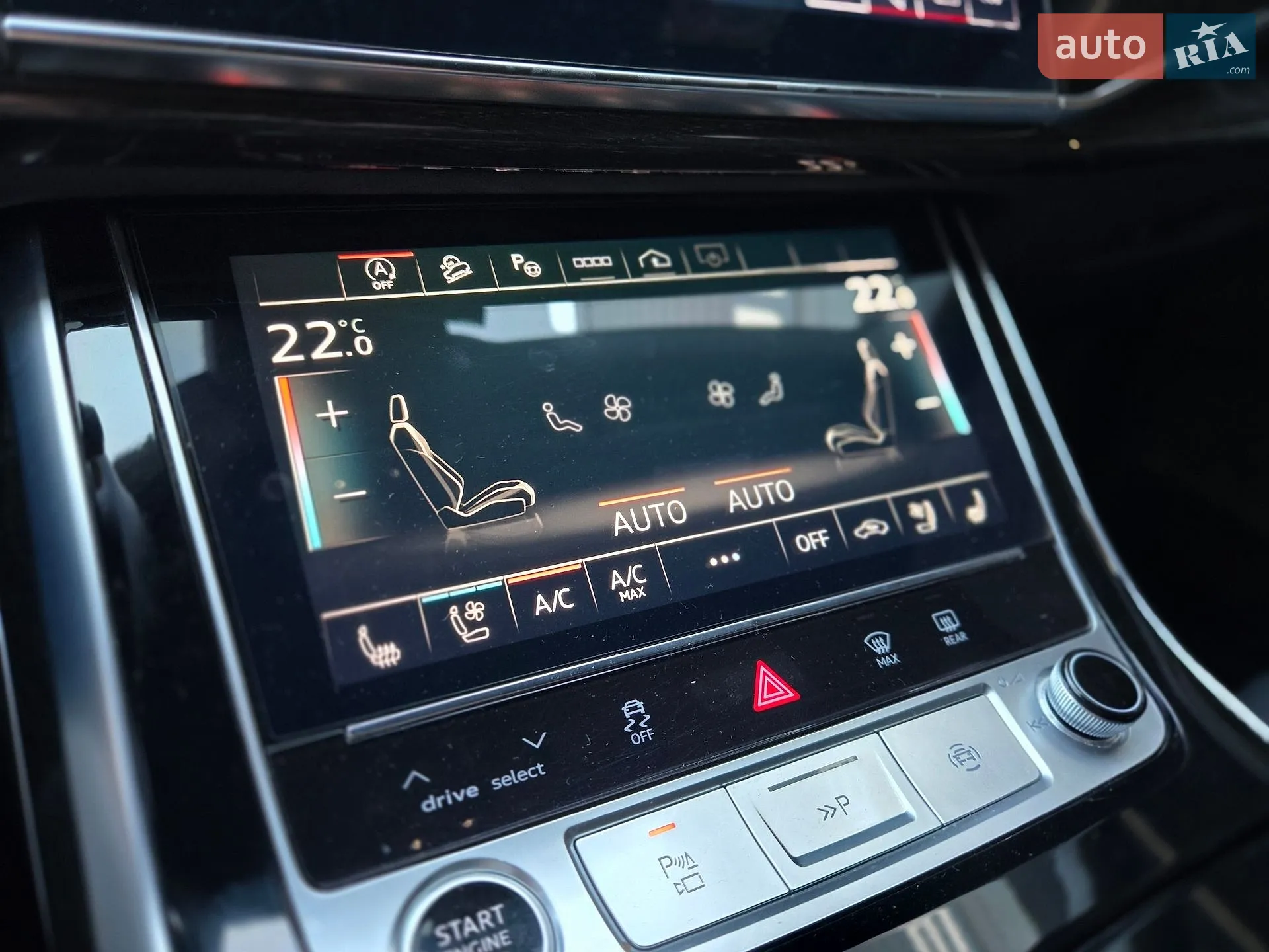 2023 Audi Q8 - мініатюра 18